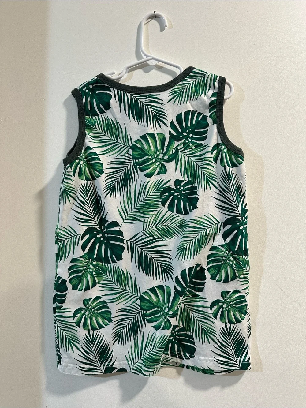 The Children's Place Green Tropical Pocket Tank Top - Boys 10-12 L/G